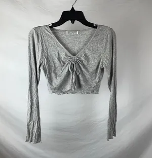 NEW Top Gray Size M thumbnail 6