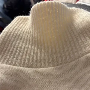 Christian Dior Cream Dicky thumbnail 2