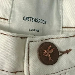 Free People One Teaspoon Bandits Low Waist Denim Shorts White Beauty NWT Size 34 thumbnail 8