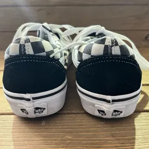 Vans checkered low black and white women and men. Women size 7 men size 5.5 Rm5 thumbnail 5