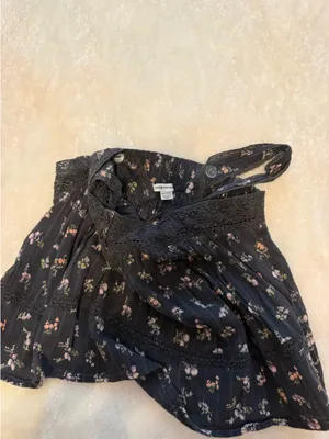 American Eagle TOP, XS Black and Floral Tank Top Top thumbnail 3
