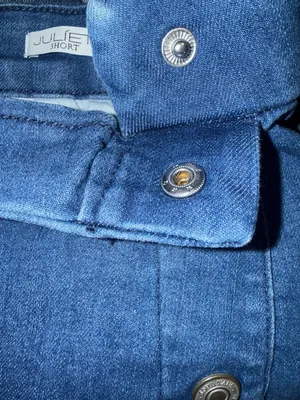 Sofia Jeans by Sofia Vergara Julieta Short Size 0 thumbnail 4