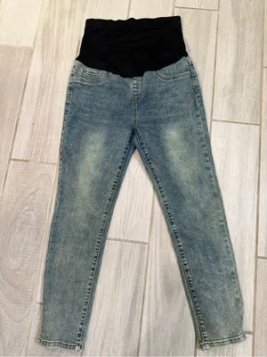 Light Blue Maternity Skinny Jeans with Black Belly Panel thumbnail 4