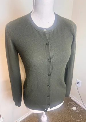 Magashoni Cashmere Cardigan Sweater Olive Green Button Front Crew Neck Womens thumbnail 1