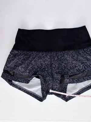 Lululemon Speckled Athletic Shorts - Size 4 - Black/White thumbnail 5
