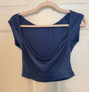 Blue Top Size M thumbnail 1