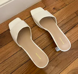 Pretty Little Thing White Sandals thumbnail 1