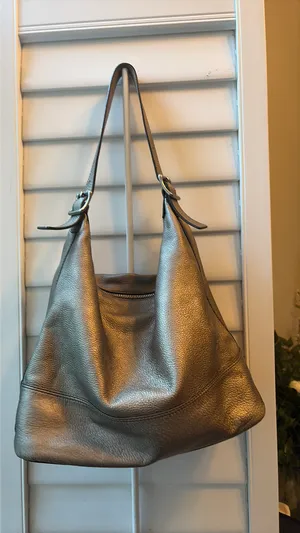 Fossil Shoulder Bag Metalluc Bronze Pebbled Leatger thumbnail 8