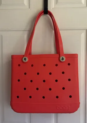BOGG BAG Coral Me Mine Medium Tote/small insert pouch 15” x 12.5” x 5”. thumbnail 1