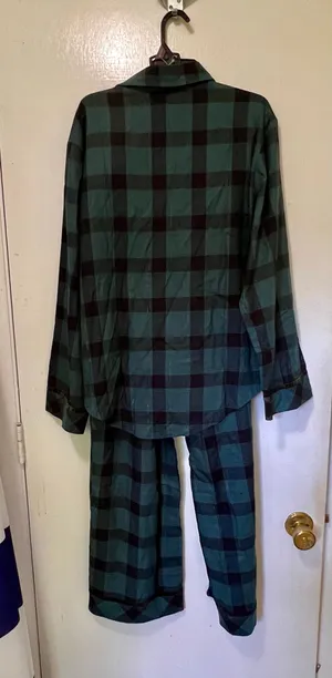 Victorias Secret Pink Pajamas Sz M Flannel Forrest Green Black Plaid Cotton NWT thumbnail 3