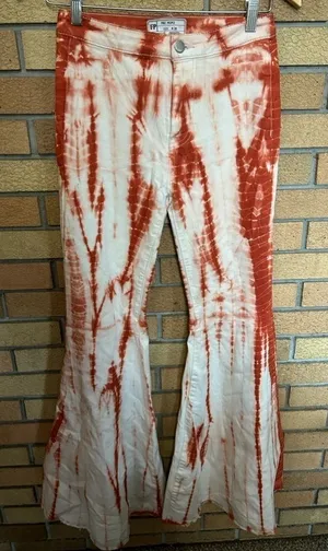 Free People Tie Dye Bell Bottom Flare Jeans Orange & White Size 26 Festival Boho thumbnail 1