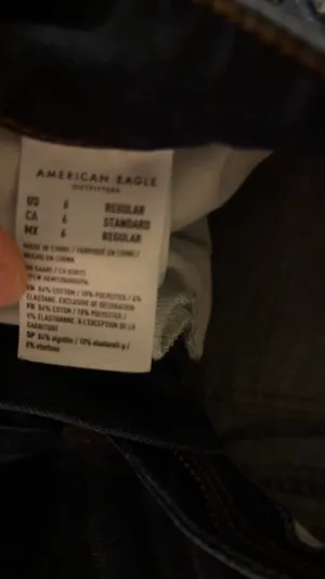 American Eagle Jeans thumbnail 4