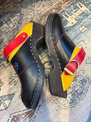 Vintage Swedish Wooden Clogs Embroidered Floral Leather Mules Black Red EU 38 thumbnail 8