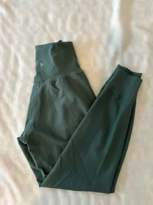 Old Navy Joggers thumbnail 3