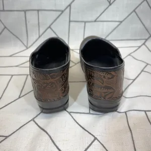 Dansko Professional Clogs 41 Brown Embossed Floral Paisley Leather Nursing Shoes thumbnail 3