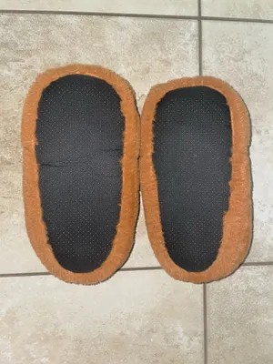 Teddy Bear slippers Brown Size 9/10 thumbnail 2