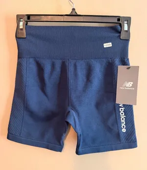New Balance S Womens Navy Performance Biker Shorts S/P - 95% Nylon 5% Spandex thumbnail 1