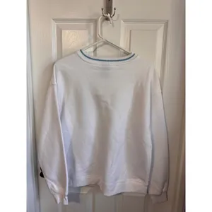 Messi Collection White V-Neck Sweatshirt XS Soccer Football Pullover NWT thumbnail 6