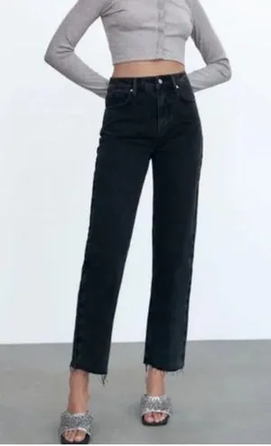 Zara High Rise Straight Leg Raw Hem Black Denim Jeans 0 thumbnail 1