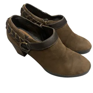 Clarks‎ Artisan Mural Ankle Booties Womens Sz 8W Brown Leather Zip Harness thumbnail 2