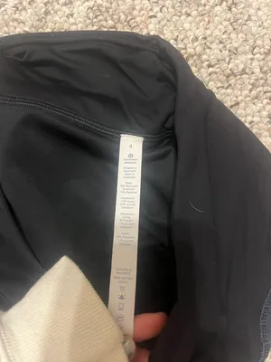 Lululemon Shorts thumbnail 4