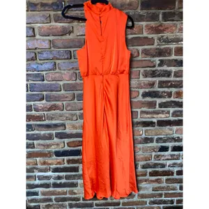 NWOT Lulu's Distinctive Charm Red Orange Satin Midi Dress Women's Size Medium thumbnail 6