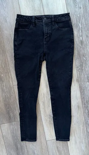 Black stretchy American Eagle jeggings thumbnail 1