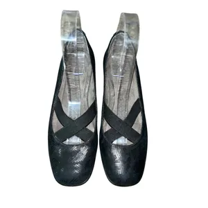Michelle D Shoes Womens 8 Used Black Snake Skin Texture Wedge thumbnail 2