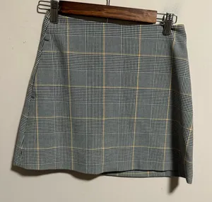 Wilfred by Aritzia Renee Plaid Pocket Mini Skirt in Cairo Gold- Size 2 thumbnail 1