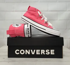 Converse Chuck Taylor All Star Unisex 5.5 M/ 7.5W Lace-Up High-Top Sneakers NIB thumbnail 1