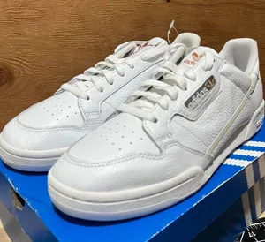 Adidas Women's White Trainers thumbnail 1
