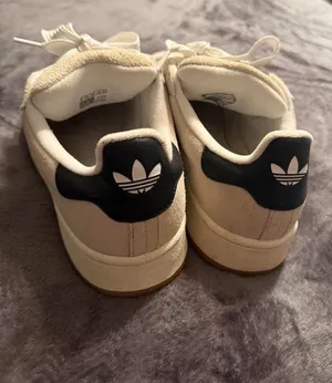 Women’s Adidas Campus thumbnail 2