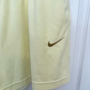Nike Women's Terry Cloth Yellow Shorts XL - Plus Size 1X thumbnail 2