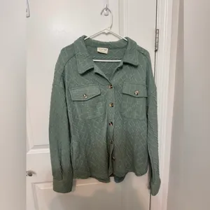 New In Women’s Cable Knit Shacket Green thumbnail 5