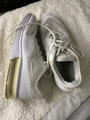 Nike Womens Air Max Casual Shoes Sneakers Size 7.5 thumbnail 4