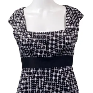 White House Black Market Dress Women's Size 2 Black and White Sheath Geometric thumbnail 3