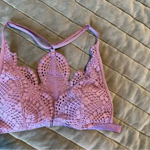 VICTORIA’S SECRET Lace Bralette in Soft Purple thumbnail 2