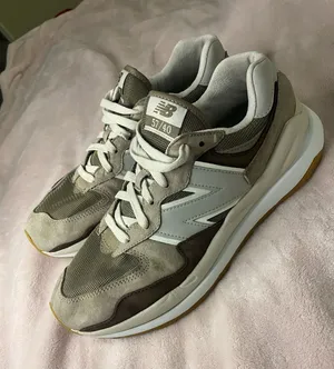 New Balance 57/40 Low Mushroom Black Coffee - Mens Size 9.5 thumbnail 1