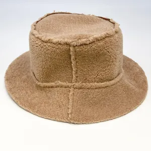 Hat Attack Unisex Reversible Faux Shearling Bucket Hat One Size Natural Sherpa thumbnail 3