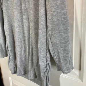 Old Navy Maternity Shirt thumbnail 3