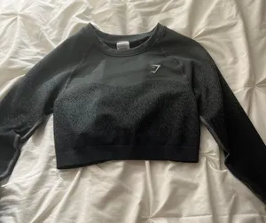 Gymshark Long-sleeve Crop Top thumbnail 1