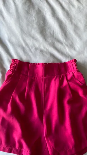 Two Piece Crop Top Shorts Set Pink thumbnail 5