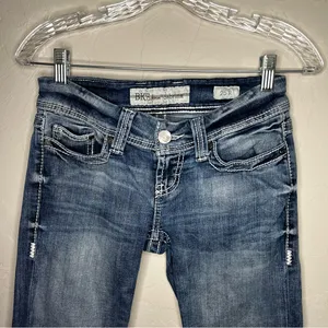 BKE Sabrina Low Rise Boot Cut Thick Stitch‎ Denim Jeans thumbnail 2