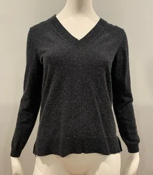 Massimo Dutti Wool and Silk V Neck Long Sleeve Sweater thumbnail 1