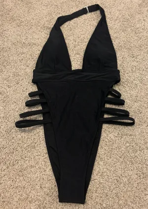Swimsuit thumbnail 1