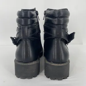 GBG Los Angeles Silea Chain Chunky Heel Moto Boots Size 8 thumbnail 5