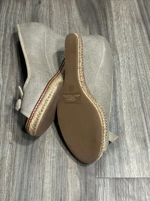 Tory Burch Espadrille Wedge Peep Toe Bow Pumps Metallic Beige. thumbnail 7