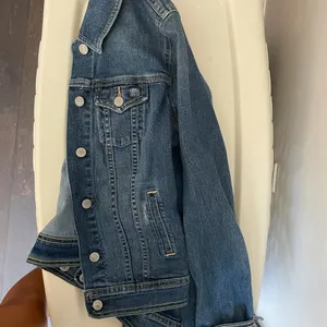 Old navy jean jacket (S) thumbnail 2
