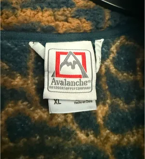 Avalanche Sherpa Jacket thumbnail 3