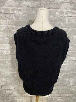 Old Navy Black V-Neck Knit Sweater Vest thumbnail 3